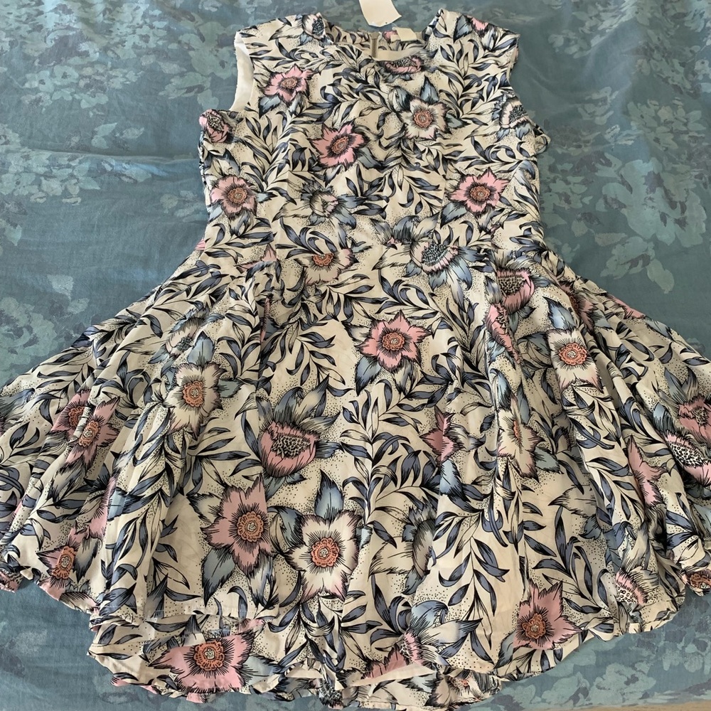H&M floral fit and flare dress size 10 NWT